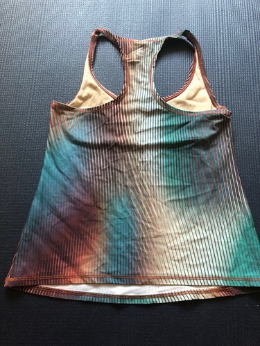 Liquido Active Tank Top Medium Yoga Racer Back - Picture 2 of 4