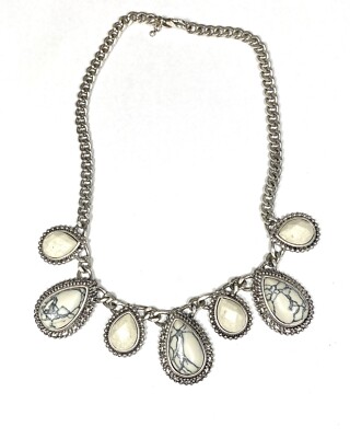 Express Necklace Howlite Cabochons Statement Silver Tone 18  