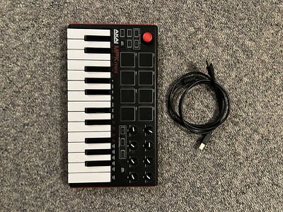 Electronic Lot of 3 Items Akai MPK MINI, IXTech boom arm, Hyper X Quad Cast Mic