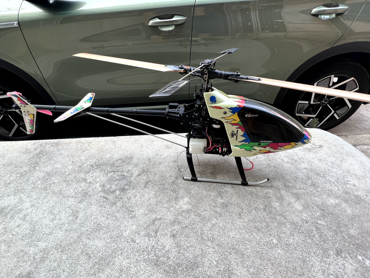 Tsurugi Hirobo Helicopters ラジコンヘリコプター ヒロボー 剣 HIROBO
