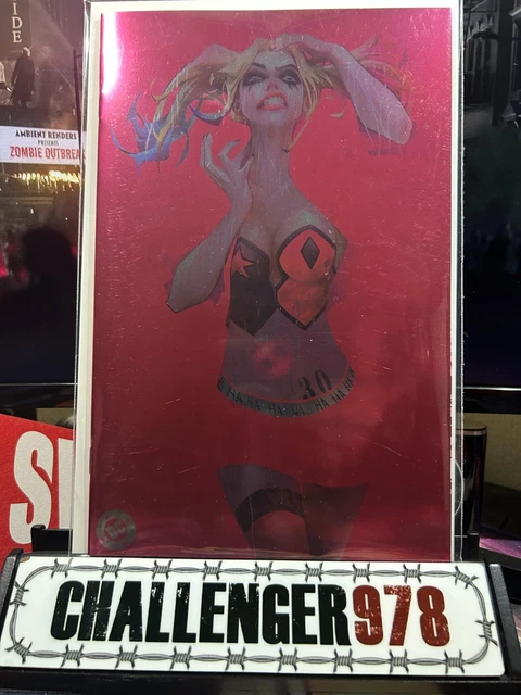 Gotham City Sirens: Unfit for Orbit #1 - FOIL SDCC - Ivan Tao