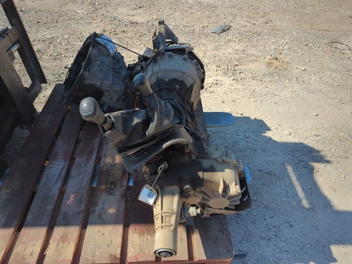 2003 ISUZU RODEO TD 4X4 4 SPORT DCB Manual Transmission Assembly ~ 129080 Miles - Picture 2 of 4