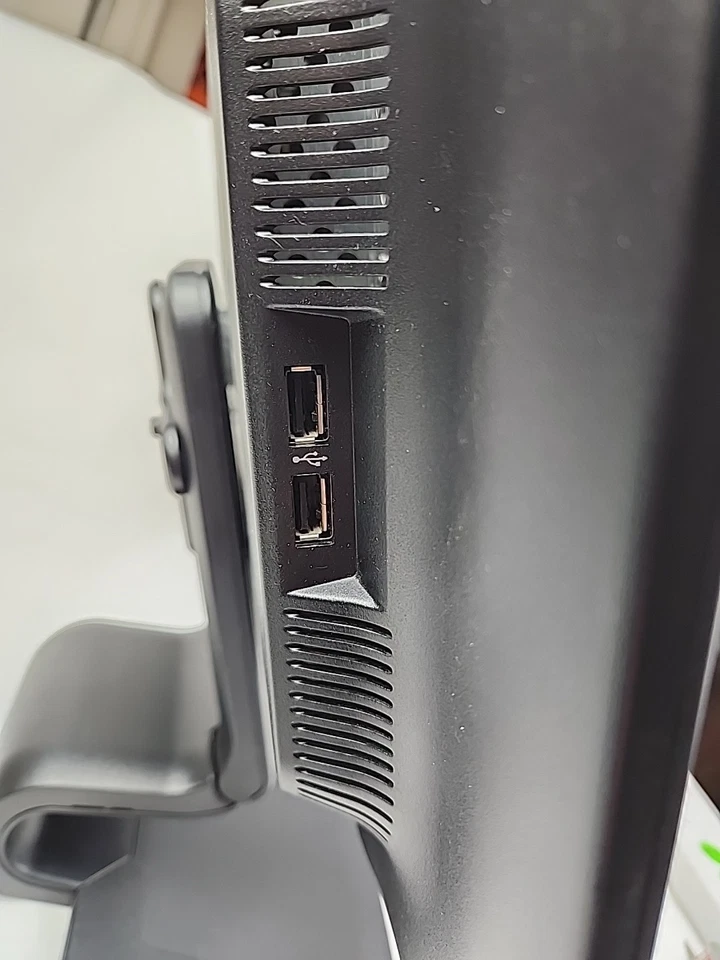 HP LA2206X Hstnd-3191-A(B) 21.5" LCD Color Monitor Black w/Stand Displayport Hp1 - Image 4 of 4