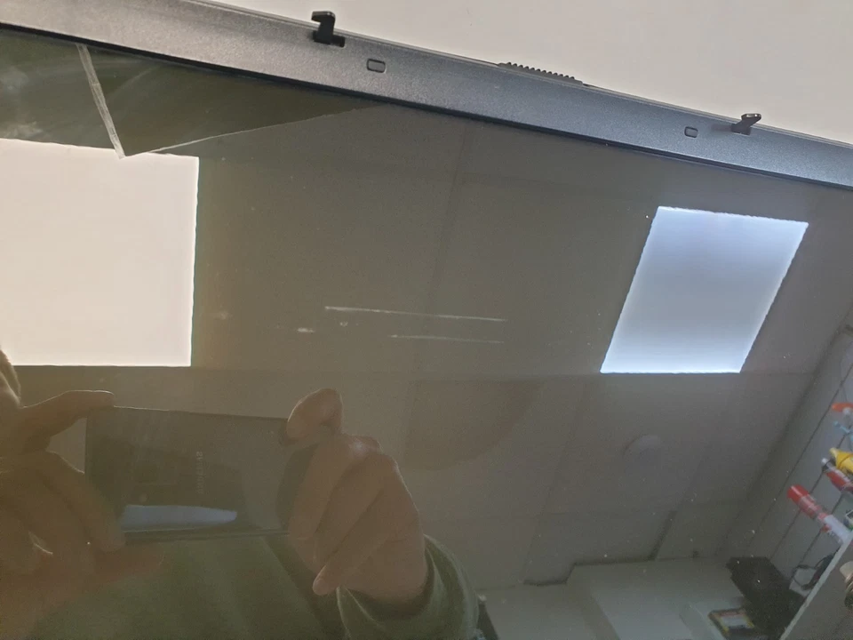 Toshiba Equium P200D-139 17.1" amd 1800mhz 80gb hdd 2gb ram - Image 4 of 4