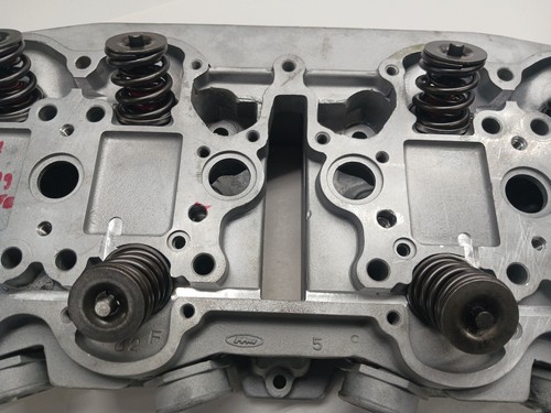 Honda cb750 sohc Freshly ported and refurbished cylinder head. Cafe. AHRMA. - Picture 4 of 14