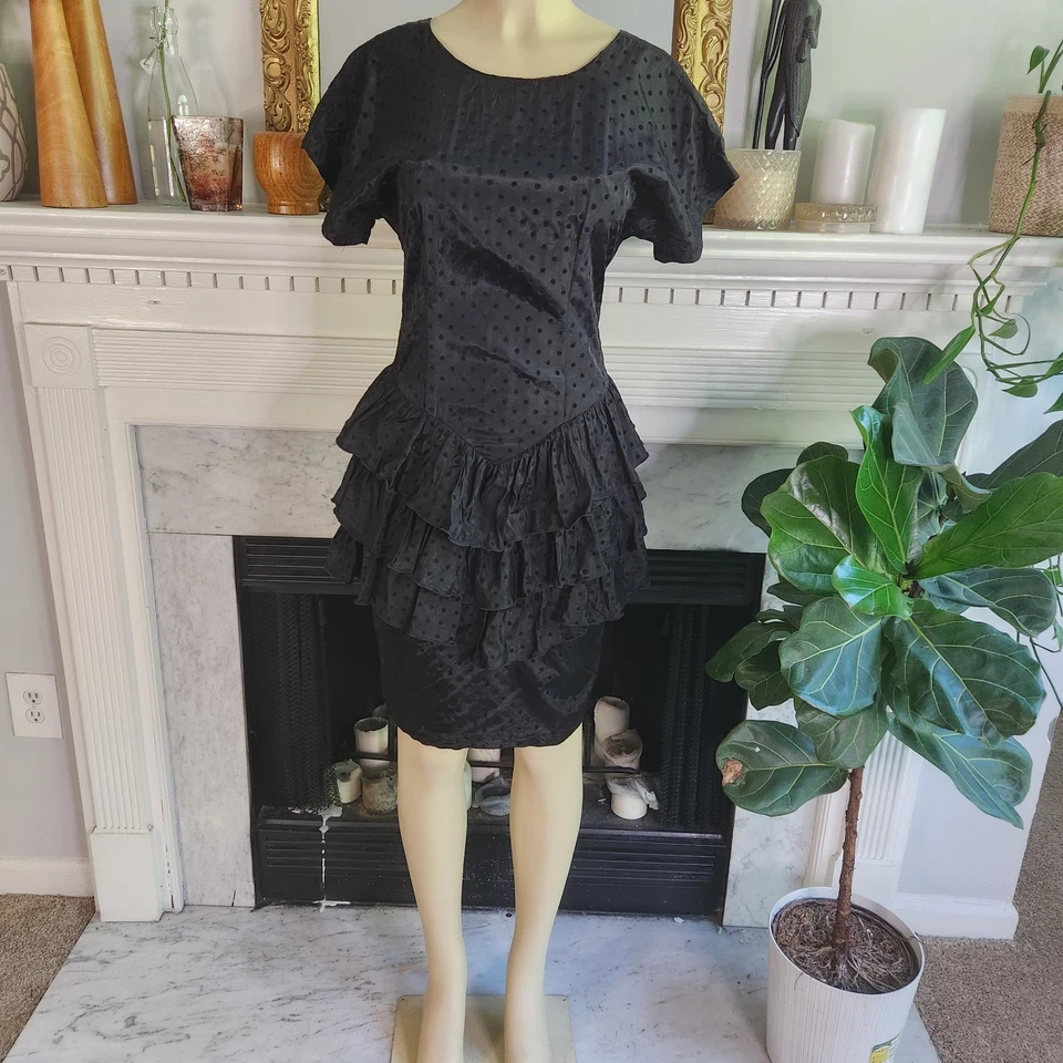 Vintage 80s Black Flocked Dress Sz 5 Polka Dot Ruffle Cocktail Vampy Goth - Image 2 of 4