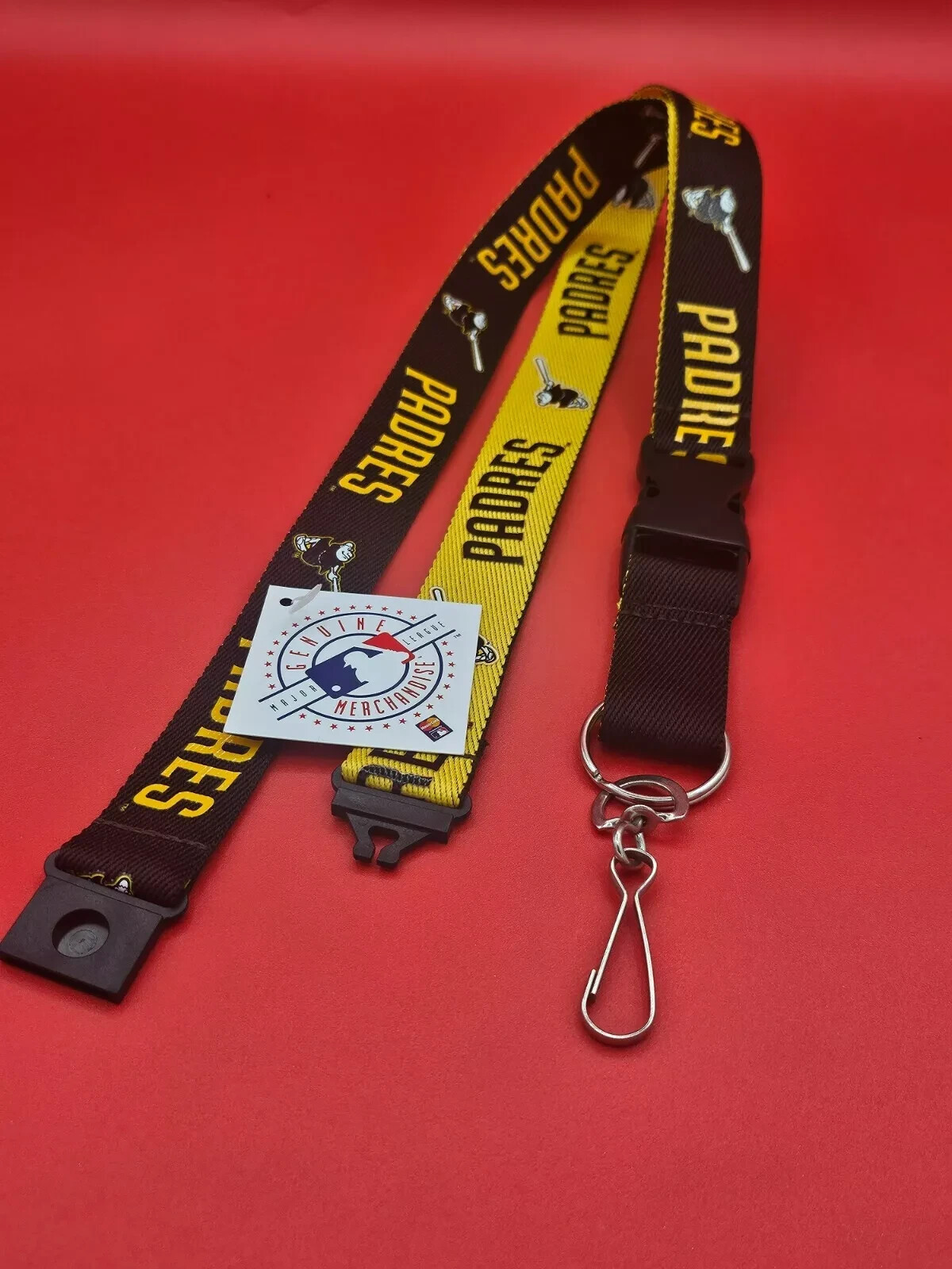 SAN DEIGO PADRES MLB OFFICAL MERCHANDISE NEW WITH TAGS