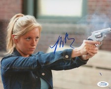 Sarah Polley Dawn of the Dead Autographed Signed 8x10 Photo ACOA