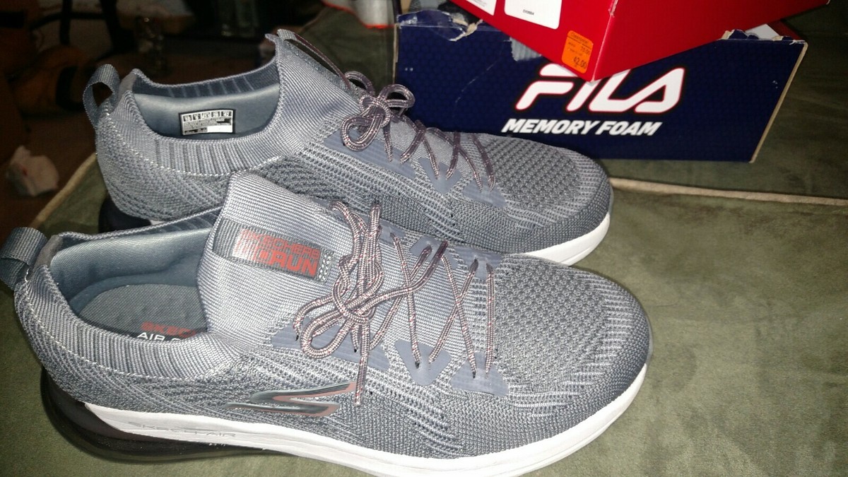NEW IN BOX NEW SKECHERS GO Run MAX Air Stratus Gray MESH 