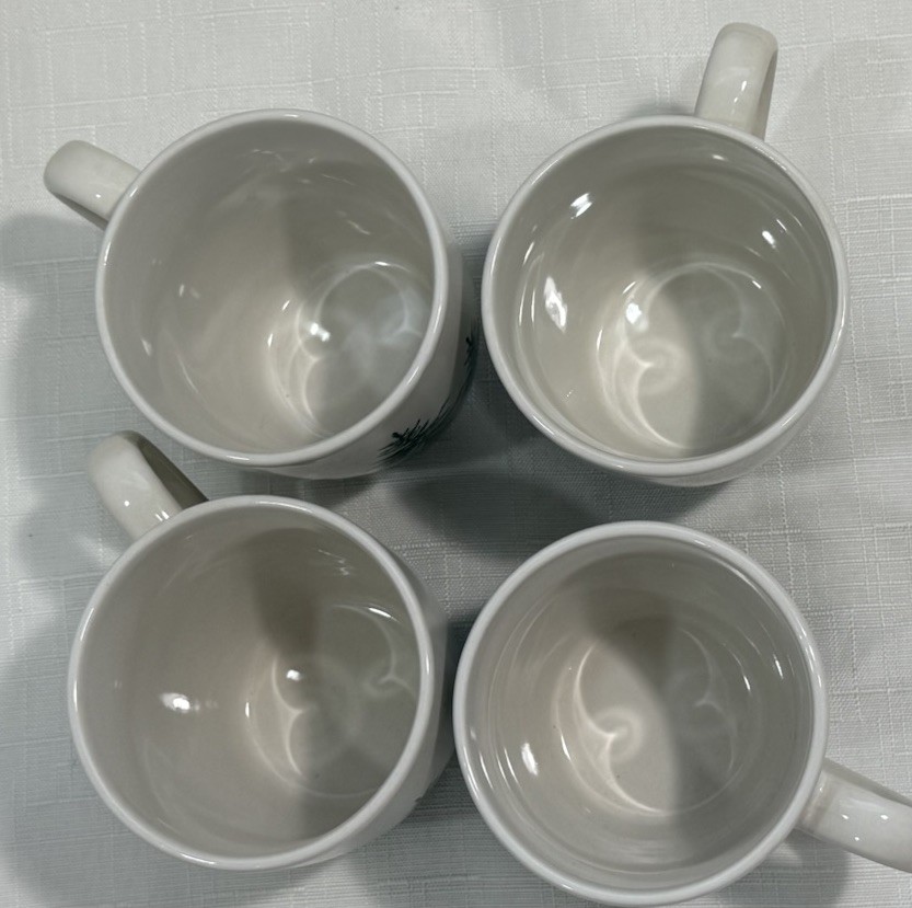 New Royal Norfolk Winter EverGreen Christmas Tree Mugs Holiday Gift 11oz 4-set