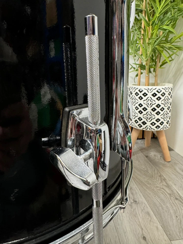 "Tambor de piso Premier Cabria 16"" x 15"" / negro #OT8" Foto 2 de 4