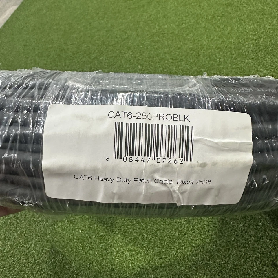 NEW Comprehensive CAT6-250PROBLK Pro AV/IT Cat 6 Patch Cable 250', Black - Image 2 of 3