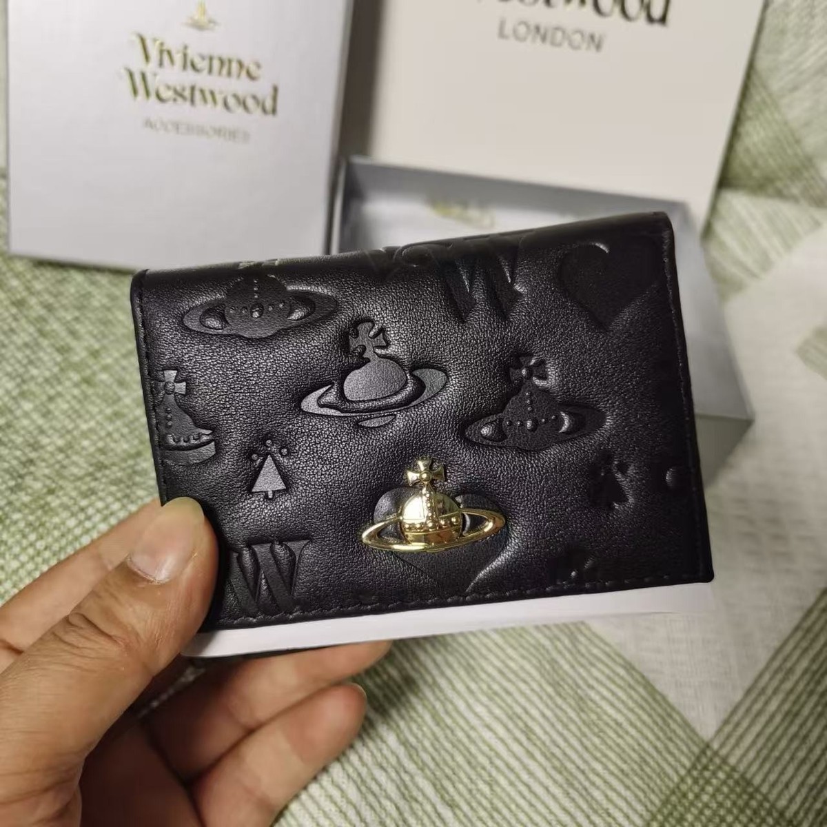 Vivienne Westwood New wallet tri-fold clasp black Leather Orb