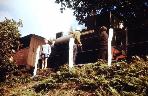 3 X 35mm Colour Slides - Edward Thomas Narrow Gauge Locomotive Talyllyn Railway - Picture 2 of 3