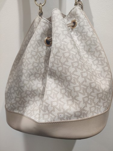 DKNY cream/beige drawstring bag ***used condition*** - Picture 8 of 12