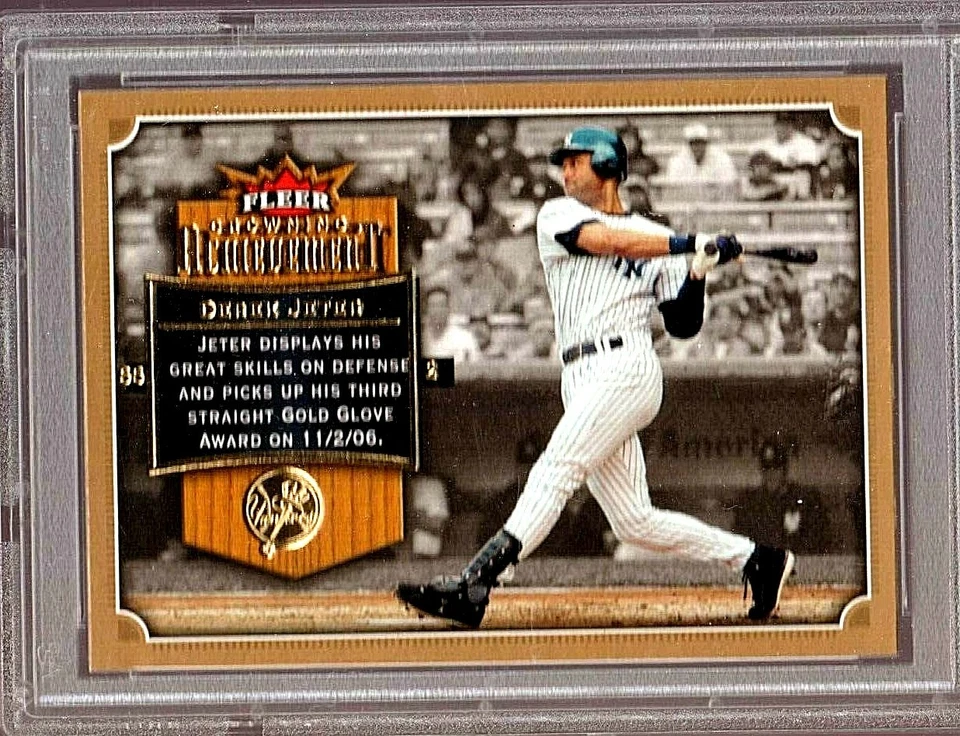 2007 FLEER CROWNING ACHIEVEMENT INSERT CARD CA-DJ HOF DEREK JETER PSA 10 LOW POP - Image 3 of 4