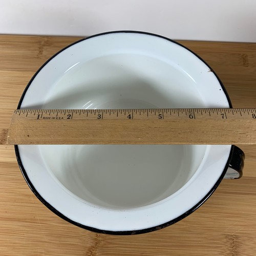 Vintage LISK White Porcelain Enameled Ware Chamber Pot, Buffalo NY (7”W x 4"H) - Picture 12 of 12
