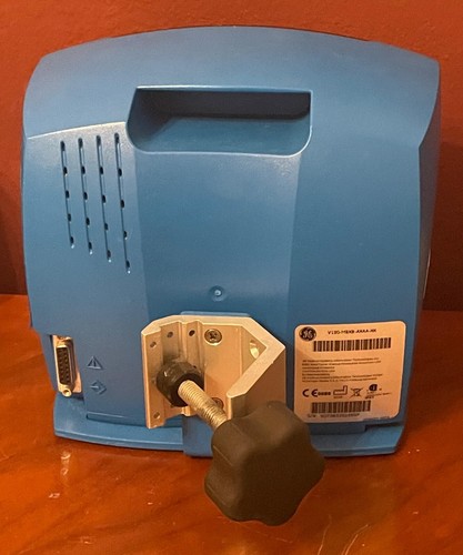 GE DINAMAP V100 PATIENT MONITOR. - Picture 3 of 5