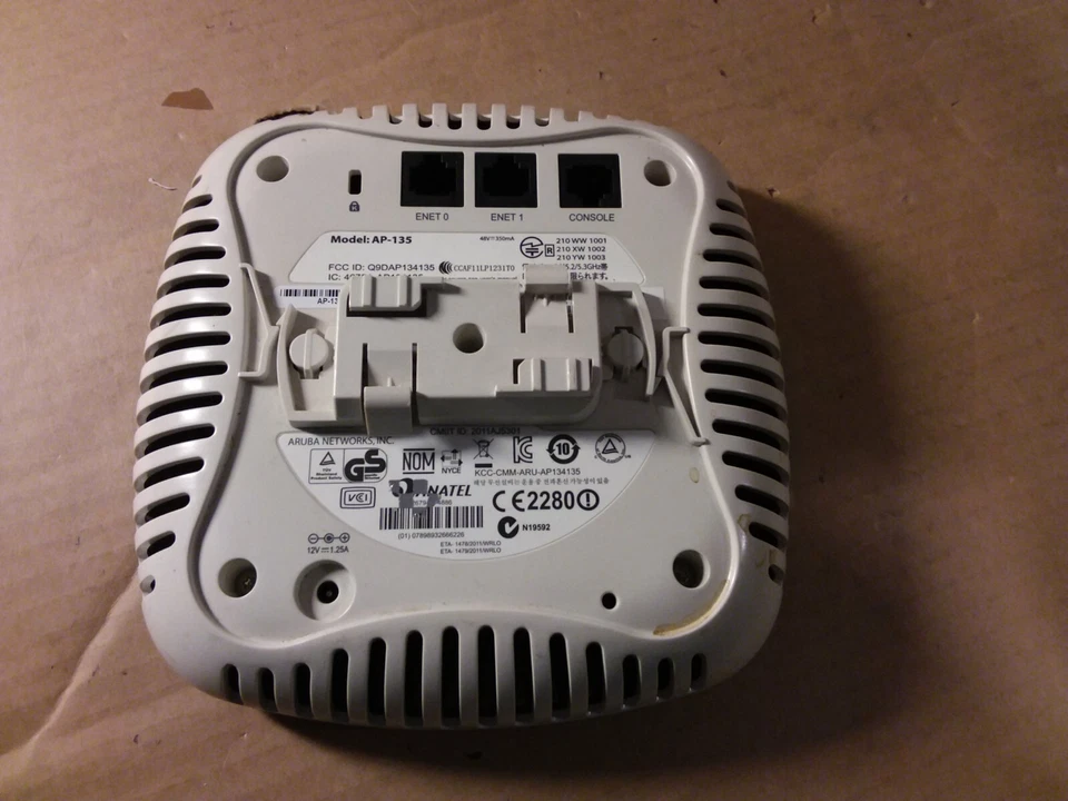Aruba Networks AP-135 Dual-Band Wireless Access Point - Image 3 of 4