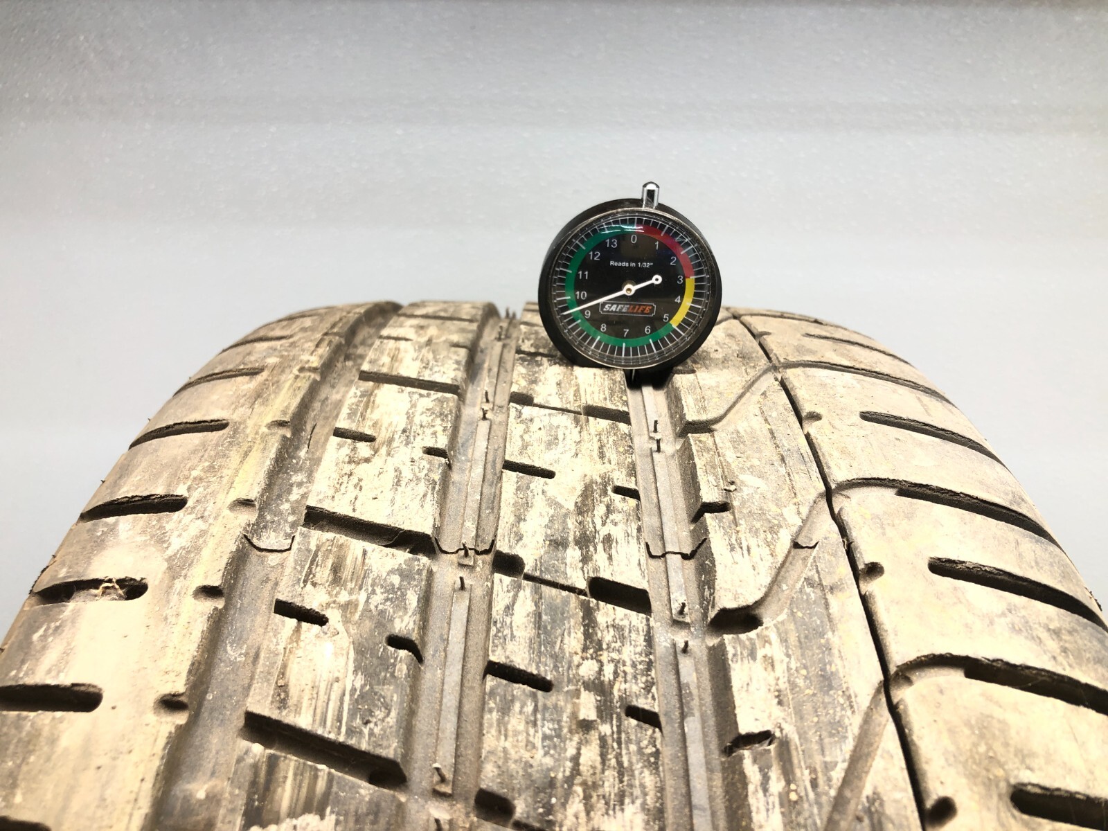 2014-2019 BENTLEY FLYING SPUR WHEEL RIM TIRE 21" 9.5X21 275/35ZR21 TIRE OEM.