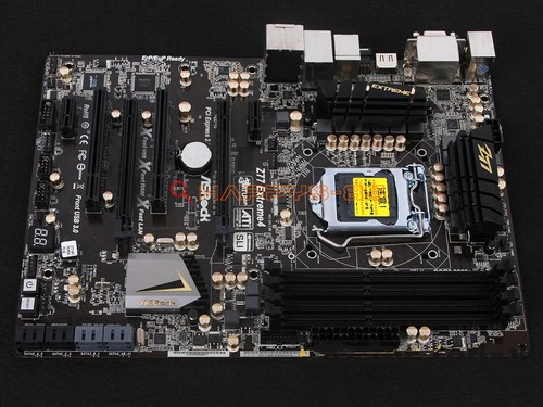 ONE ASRock Z77 Extreme4 Intel Z77 LGA 1155 DDR3 - Picture 2 of 2