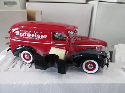 Danbury Mint Die Cast 1941 Chevrolet Panel Budweiser Delivery Truck.  1:24 scale