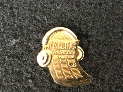 Talking Newspapers & Magazines - Pin Badge - Picture 1 of 2