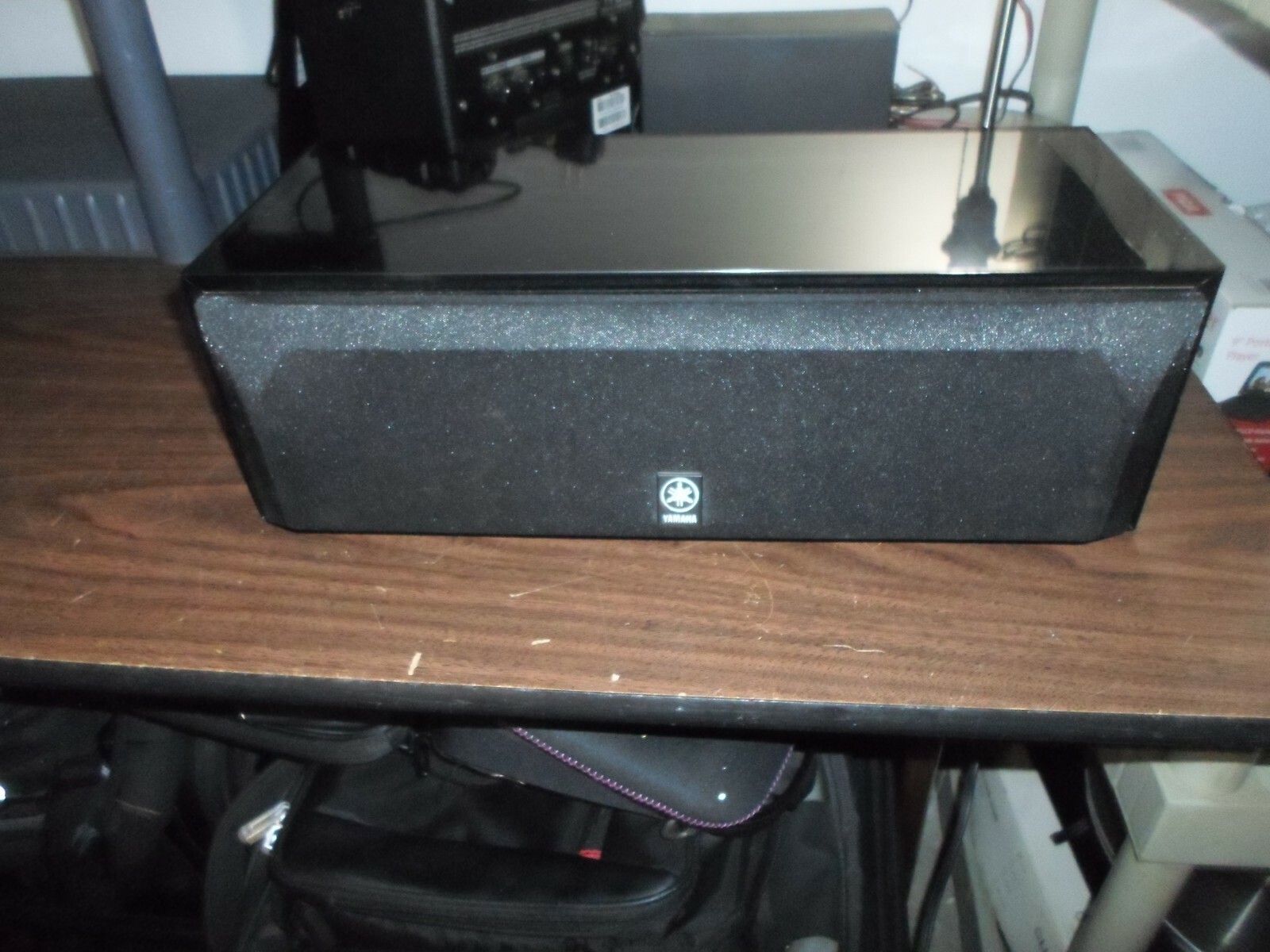 yamaha centre speaker
