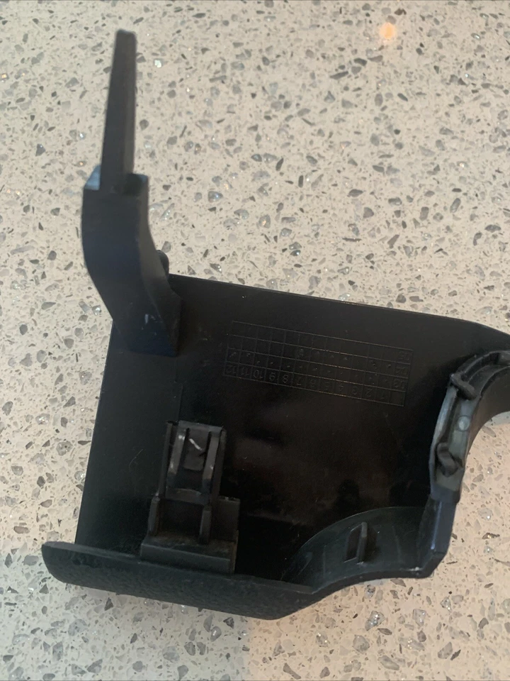 2004-2007 Ford Freestar Dash Speedometer Cluster Lower Bezel Cover Trim Surround - Image 3 of 4