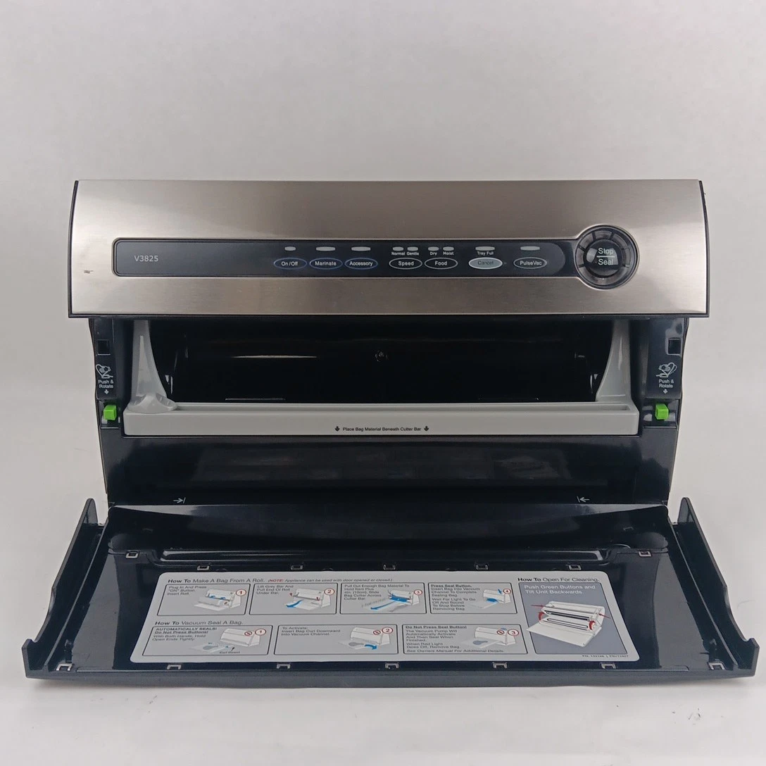FoodSaver V3825 Automatic Vacuum Sealer Stainless Steel w/ Sealer Roll. Clean