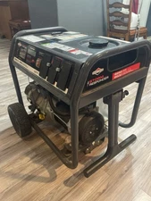 Briggs and Stratton Storm Responder Portable Generator 6250/8500w Gasoline