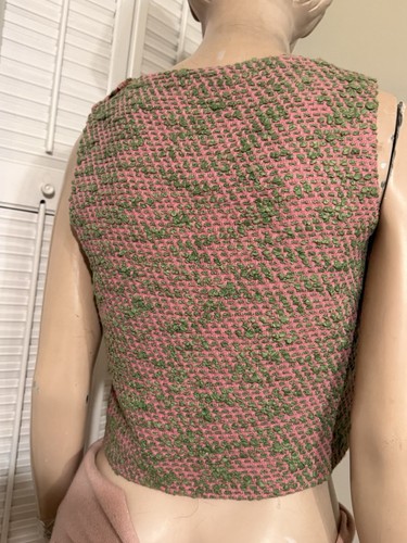 CHANEL 2000 A Pink Green Boucle Knit Silk Tank Top Sz 38 - Picture 6 of 9