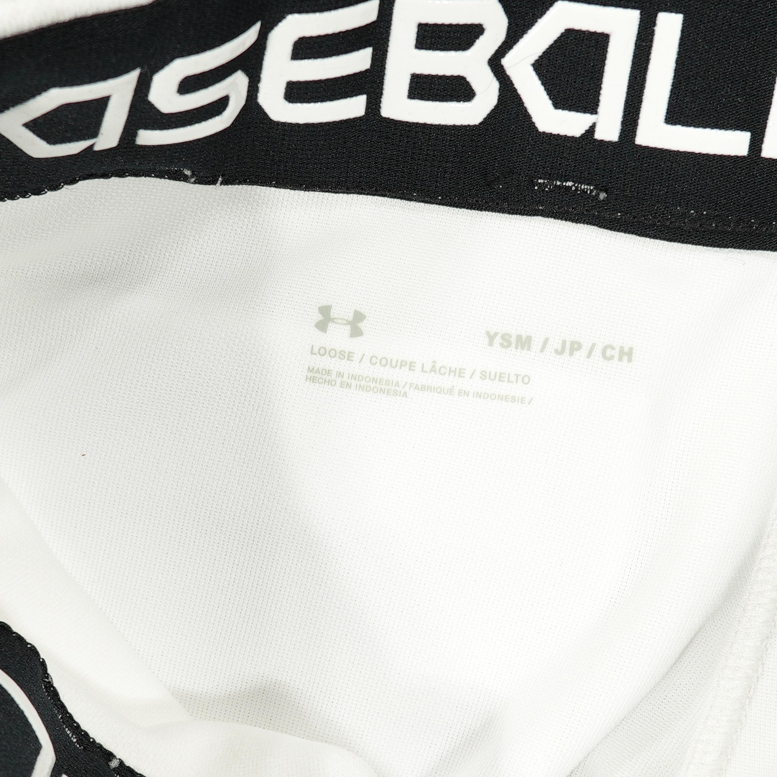 Under Armour Baseball Pants Youth Small White Loose Fit Belt Loops Knee Panels