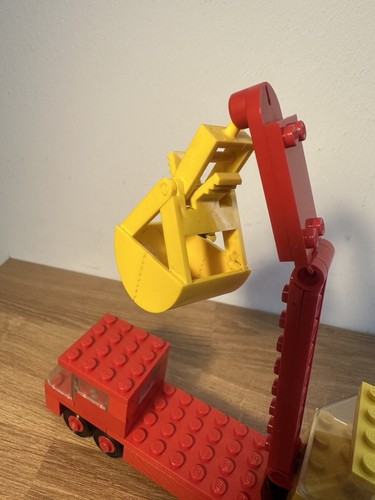 Lego 689 Vintage Truck With Crane And Rare Instructions Original Set - Picture 7 of 8