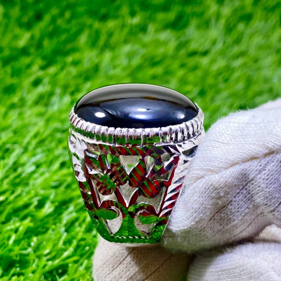 Anillo Aqeeq Yemení Natural Negro Aqeeq Hombres Anillo de Plata Hombres Anillo de Piedra Negra Foto 3 de 4