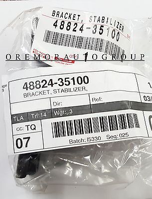 Toyota 48824-35100 Stabilizer Bracket