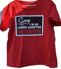 Gildan Kids T Shirt Size S 6-7 Red Short Sleeve Basic Graffic