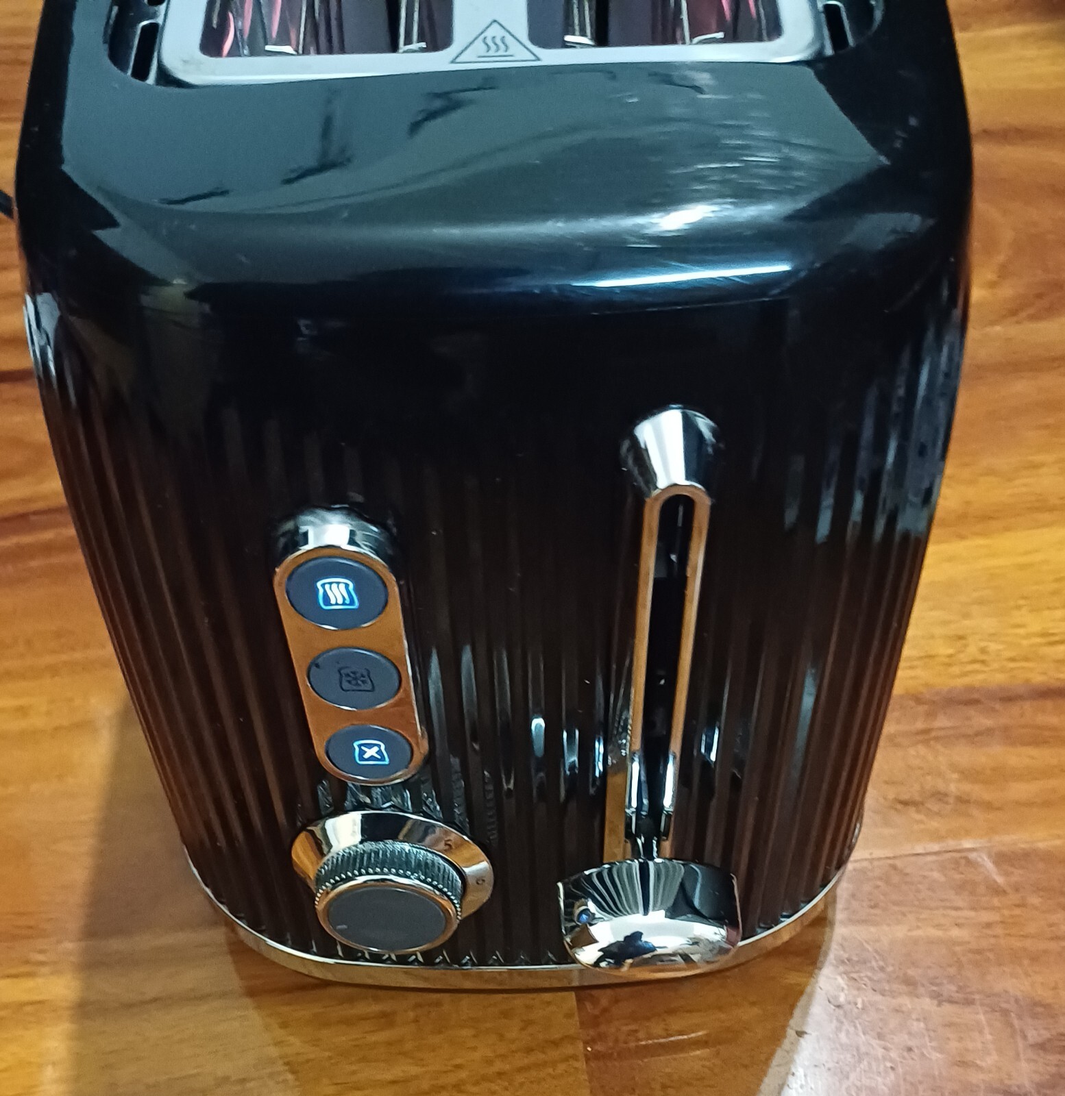 Breville Bold 2Slice Toaster with HighLift and Wide Slots Black