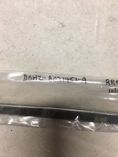 DOHZ8021453A D0HZ8021453A 1970-95 FORD L MODEL  LH OUTER RH INNER WINDOW SWEEP