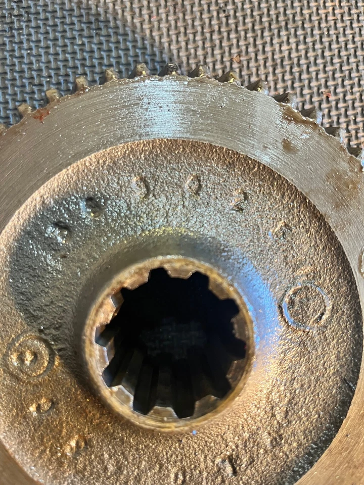 Farmall 140, 240 Tractors, Transmission Third and Fourth Sliding Gear 369025R1 - Image 4 of 4