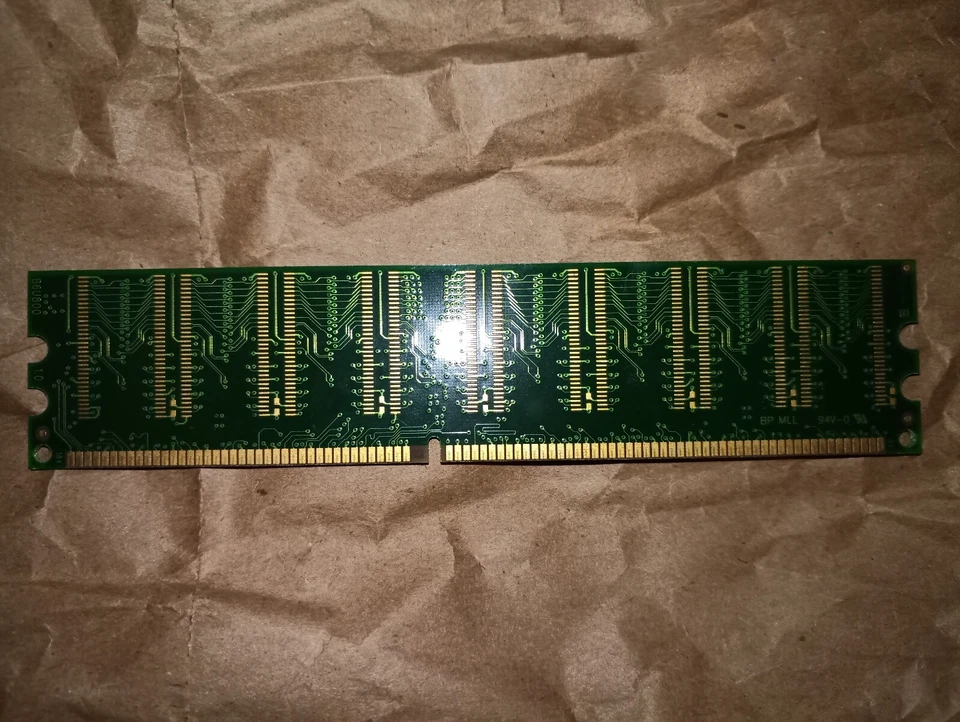 MT8VDDT3264AG-335CA Micron 256MB PC2700 DDR-333MHz CL2.5 - Image 2 of 4