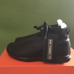 Nike PHANTOM VISION ELITE DF AG PRO Greaves Sports