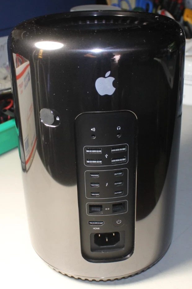 Apple Mac Pro Intel Xeon 8-Core 2013 Apple Desktops & All-In-One