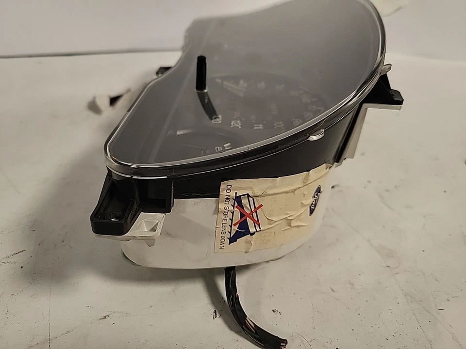 Instrument Speedometer Cluster For 1998 Mercury Mystique. RR4 - Imagem 3 de 4