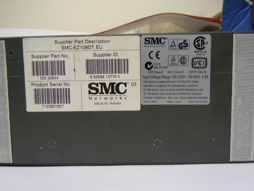 SMC EZ Switch 10/100 108DT Ethernet Network Switch With Power Supply - Picture 4 of 5