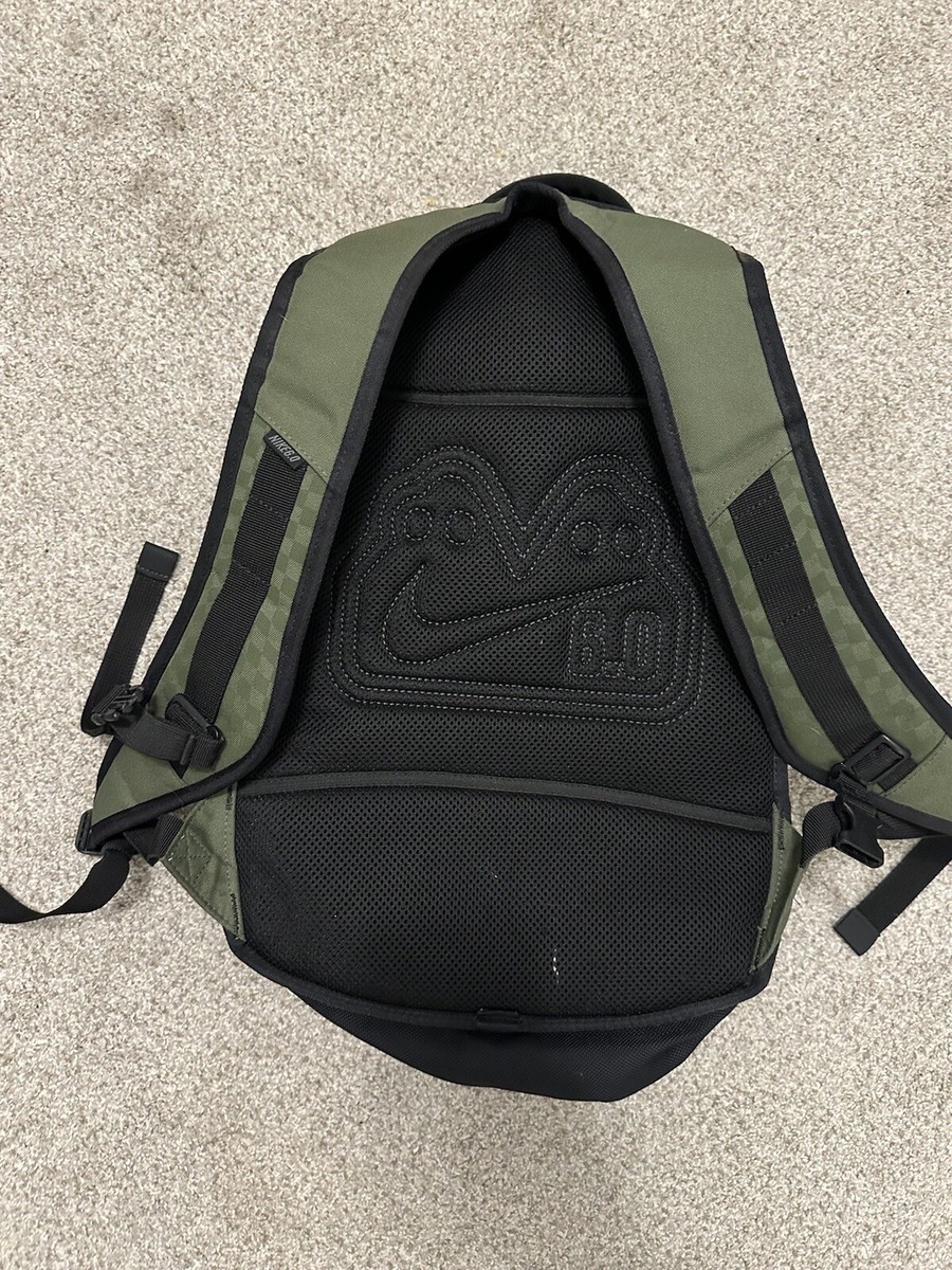 Nike 6.0 SB Backpack Skateboard carry straps retro Vintage