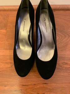 anne klein patent leather pumps