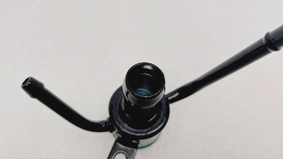 Conjunto de válvula PCV Ford F150 2002-2003 F150 Heritage 2004 4,2 L 1 L3Z-6A666-AA Foto 4 de 4