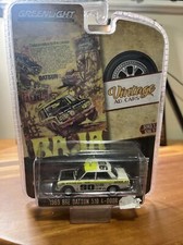 GREENLIGHT 39020 B VINTAGE AD CARS 1969 DATSUN 510 4-DOOR SEDAN #90 RALLY 1/64
