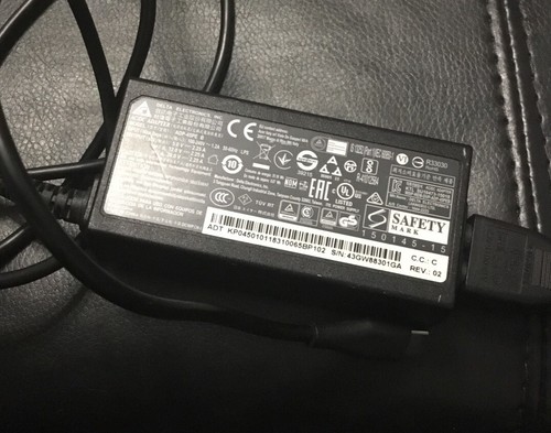 45W Delta USB Type-C AC/DC Adapter Power AC Charger ADP-45PE B - Picture 2 of 3